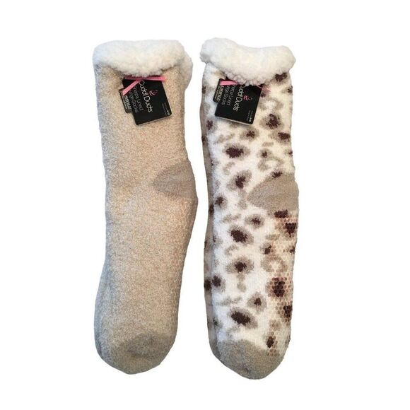 Cuddl Duds Sherpa Lined Lounge Socks 2-Pack Beige & Leopard Print Womens - Picture 4 of 6